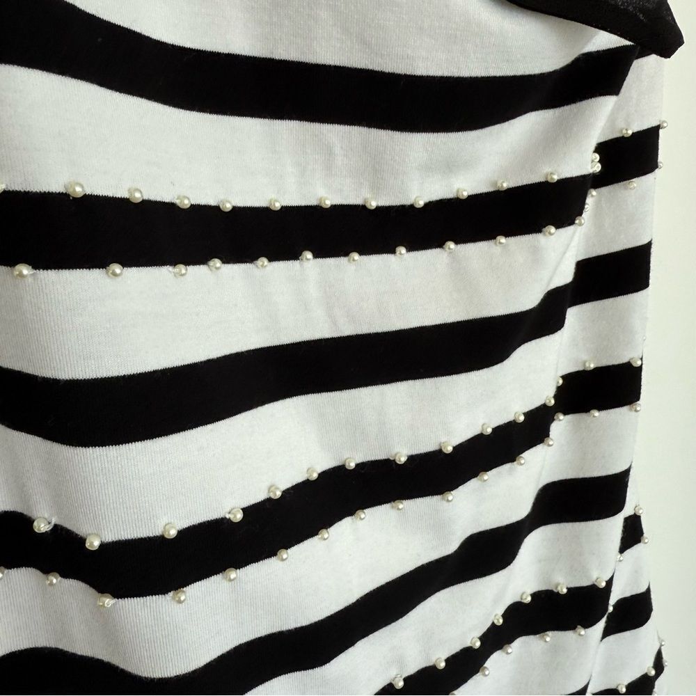 WHITE HOUSE BLACK MARKET | striped halter top with tie detail - Picture 2 of 10